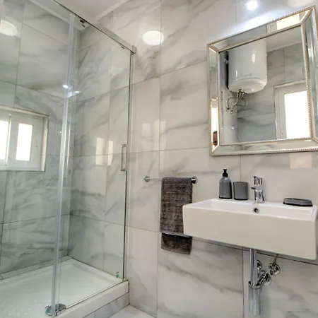 Apartment Le Sejour Au Nord - New 1 Bedroom St. Paul's Bay